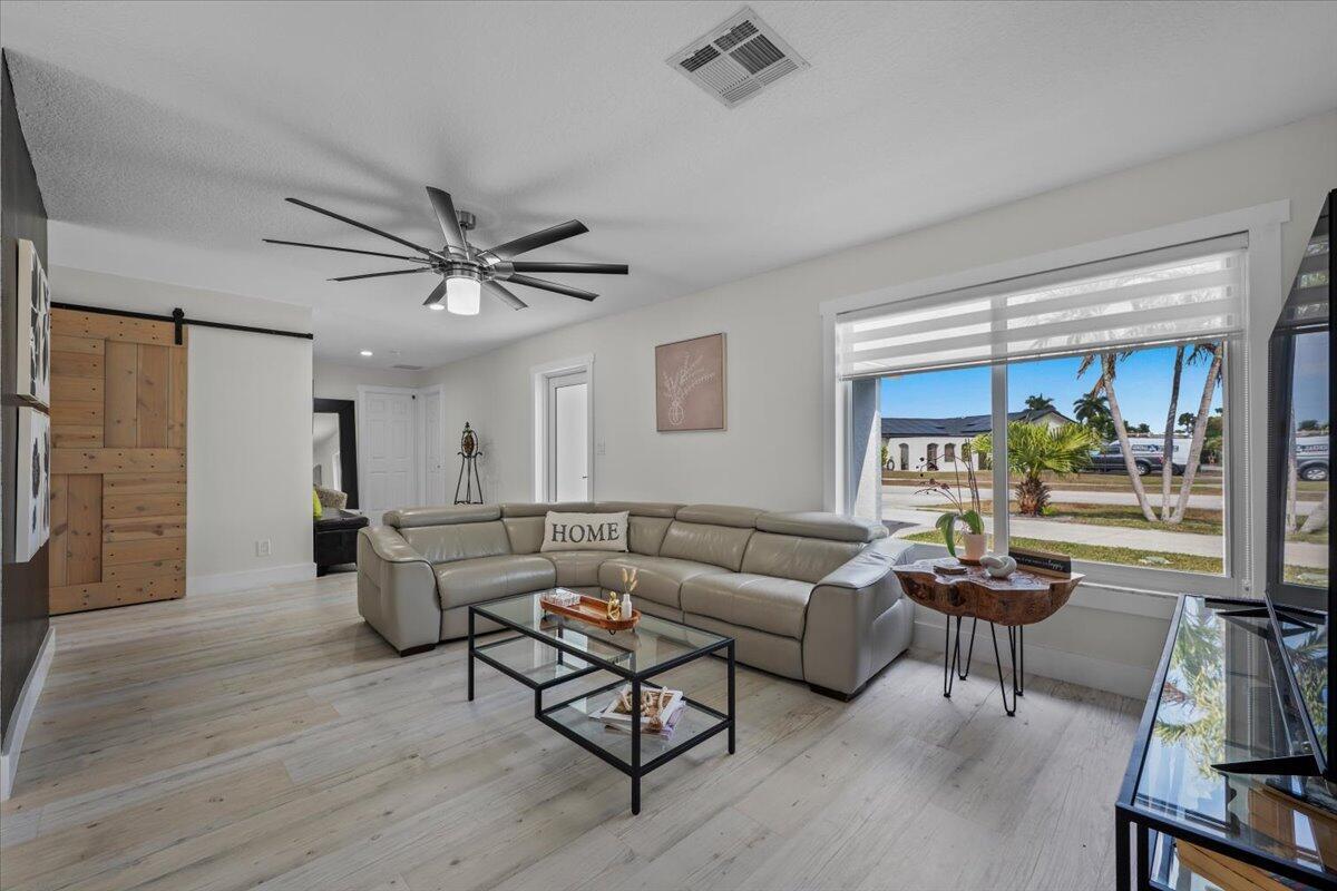1591 Wyndcliff Drive, Wellington FL 33414 photo 5