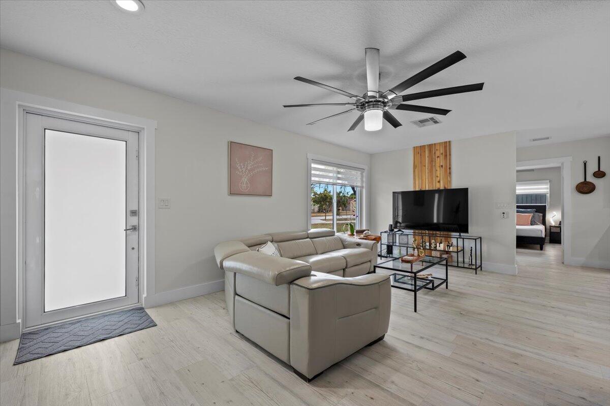 1591 Wyndcliff Drive, Wellington FL 33414 photo 4