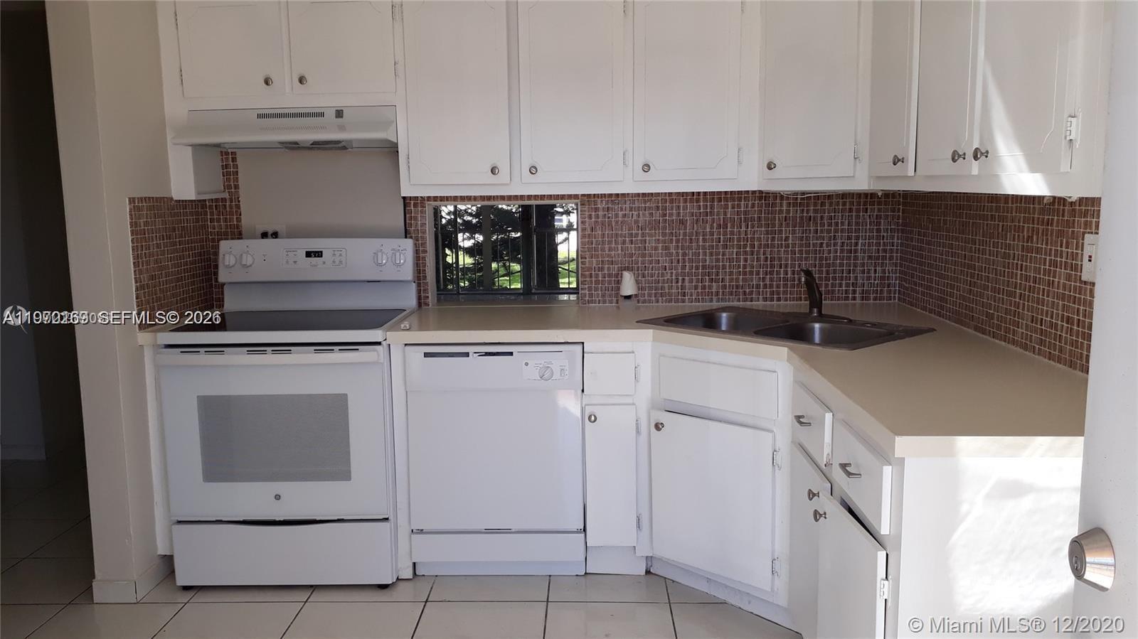 1540 NE 191st St # 244, Miami FL 33179 photo 2