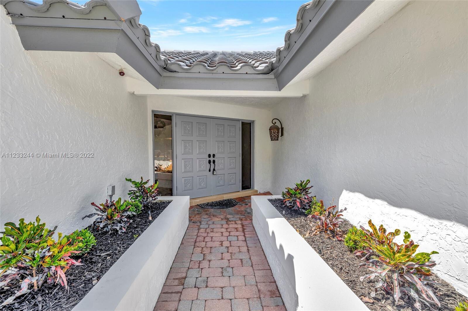 2824 NW 28th Street, Boca Raton FL 33434 photo 3