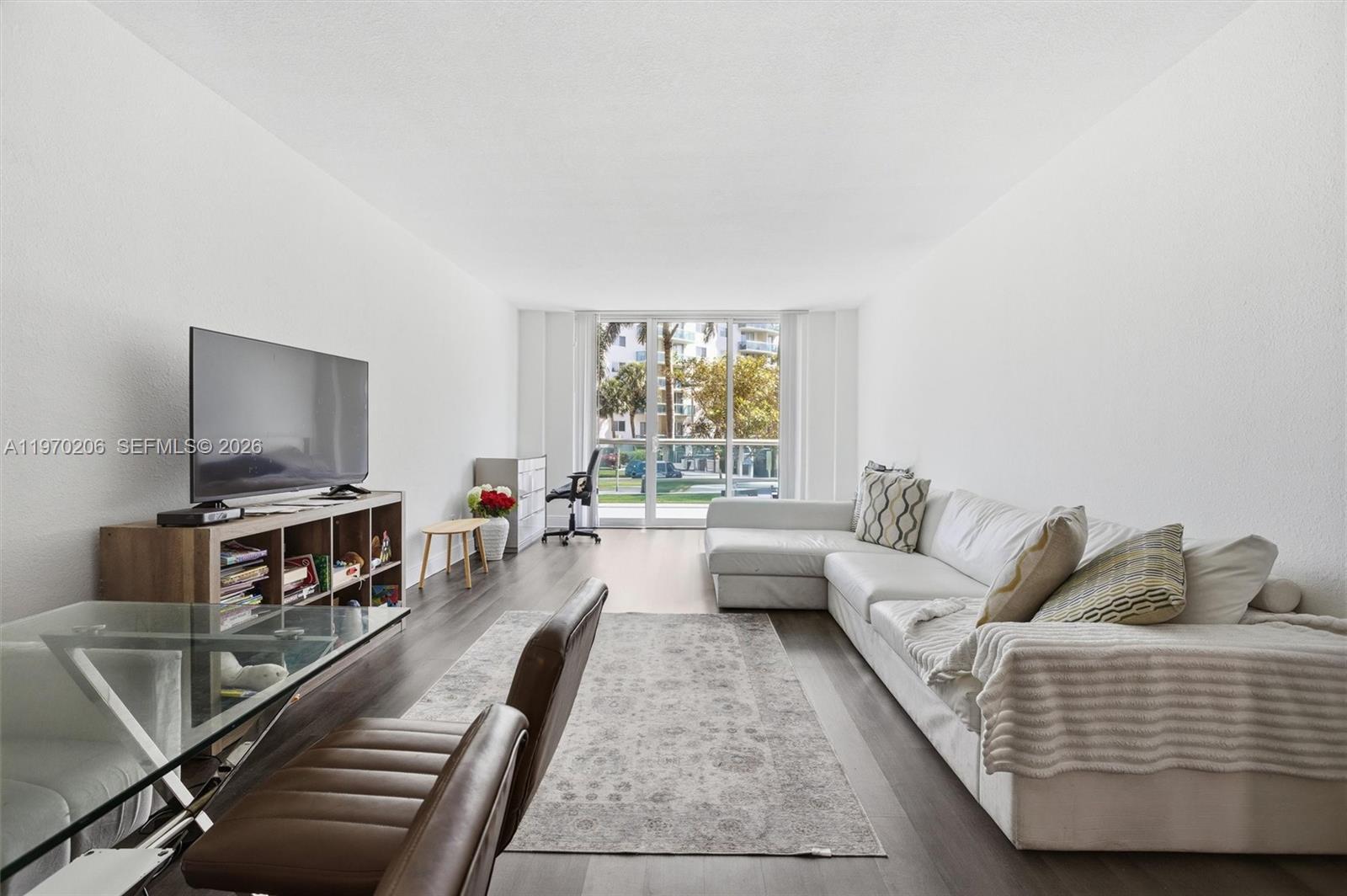 19390 Collins Ave # 120, Sunny Isles Beach FL 33160 photo 4