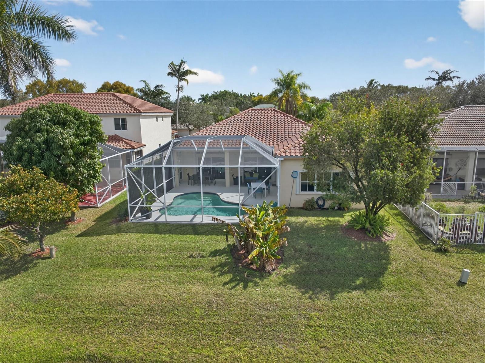 4042 Pinewood Lane, Weston FL 33331 photo 2
