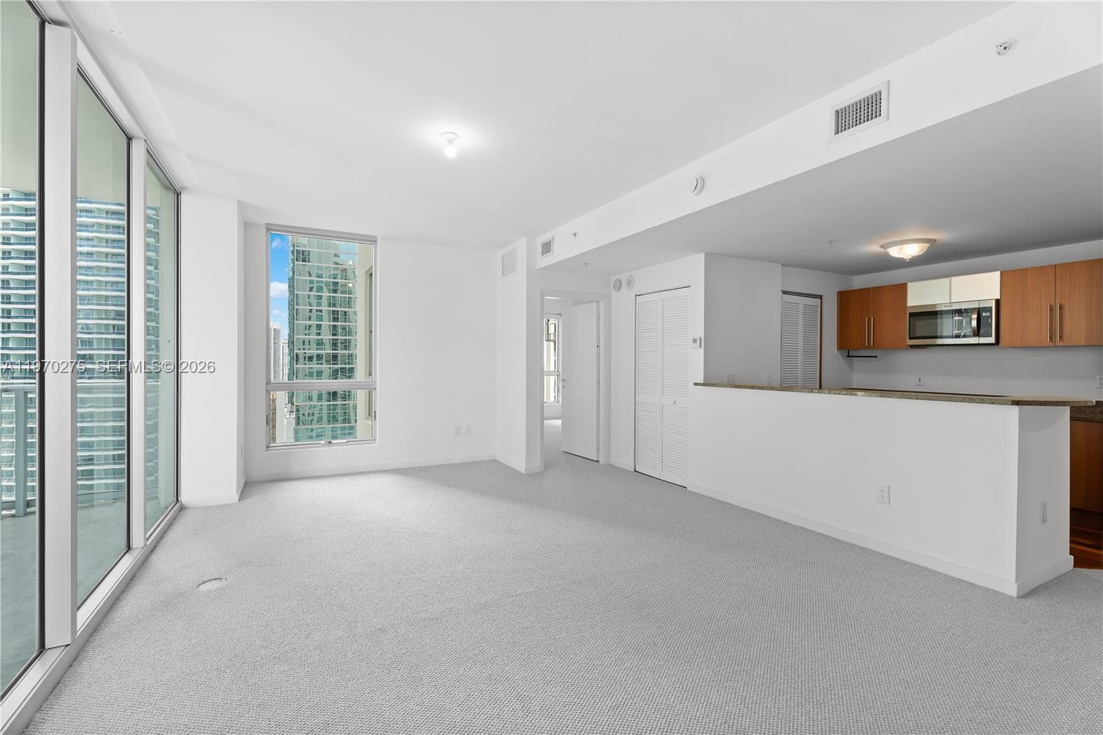 300 S Biscayne Blvd # 2602, Miami FL 33131 photo 4