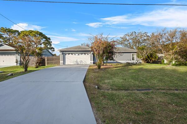 457 SW David Terrace, Port St. Lucie FL 34953 photo 3