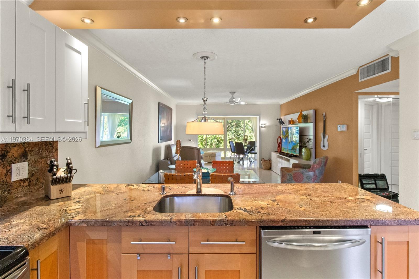 5121 W Oakland Park Blvd # 304, Lauderdale Lakes FL 33313 photo 4