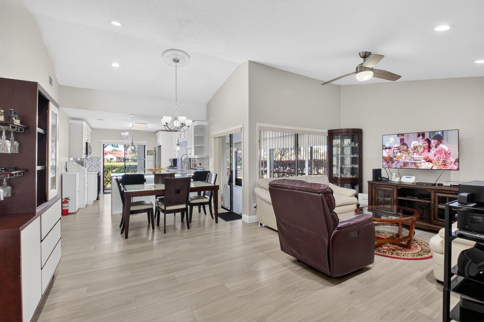 5750 Parkwalk Circle E, Boynton Beach FL 33472 photo 4