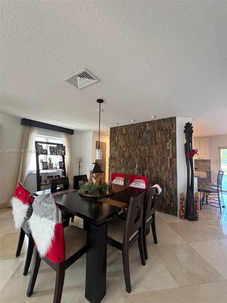 10973 NW 53rd Ln, Doral FL 33178 photo 4