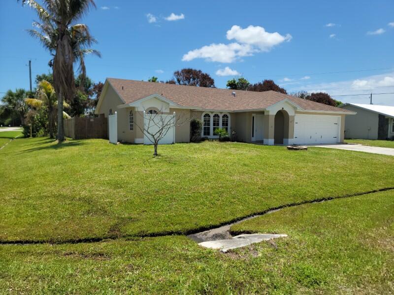 1901 SE Dock Street, Port St. Lucie FL 34952 photo 3