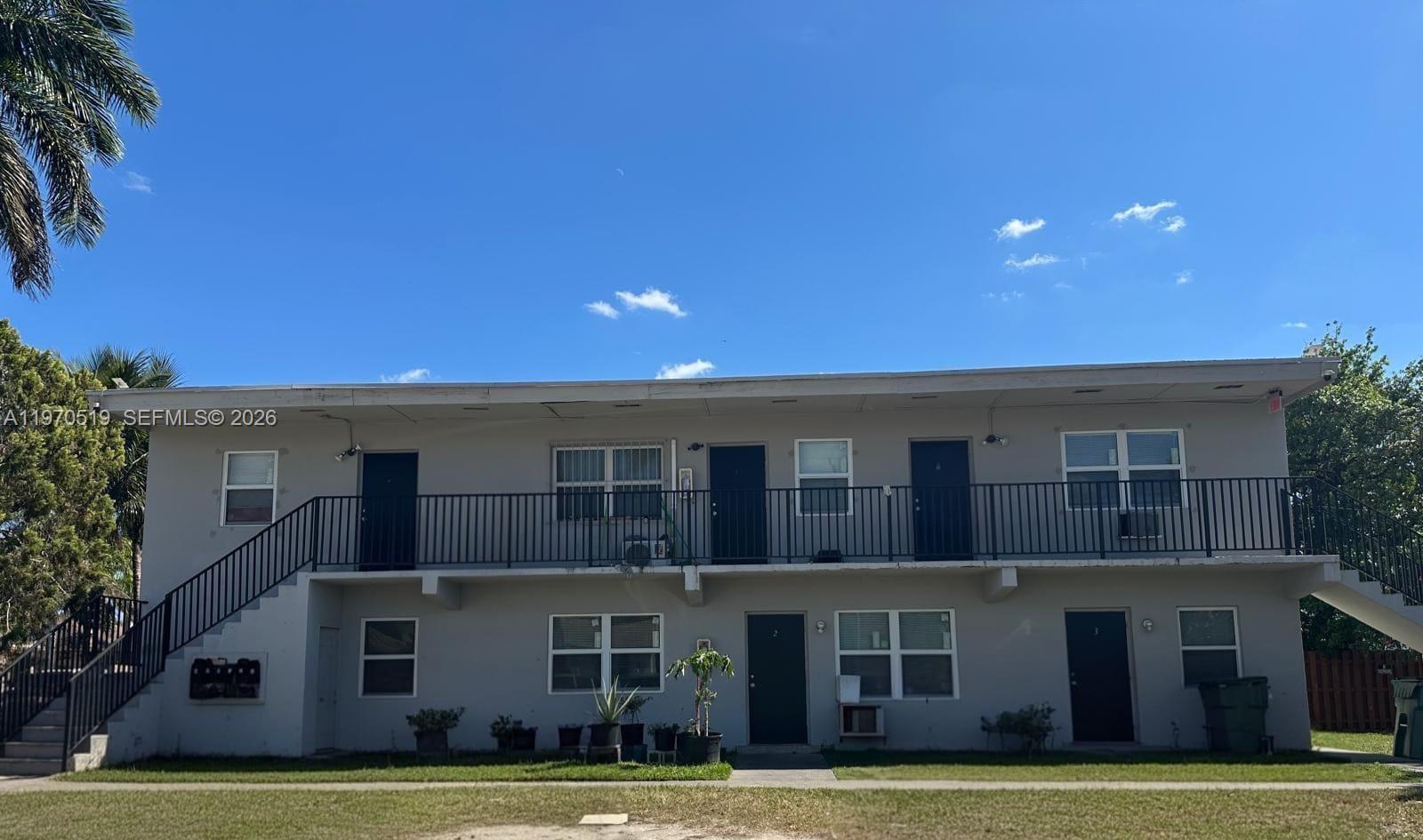 186 NW 1st St # 3, Homestead FL 33030