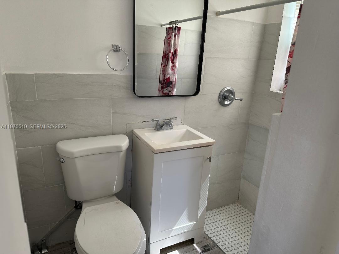 186 NW 1st St # 3, Homestead FL 33030 photo 5