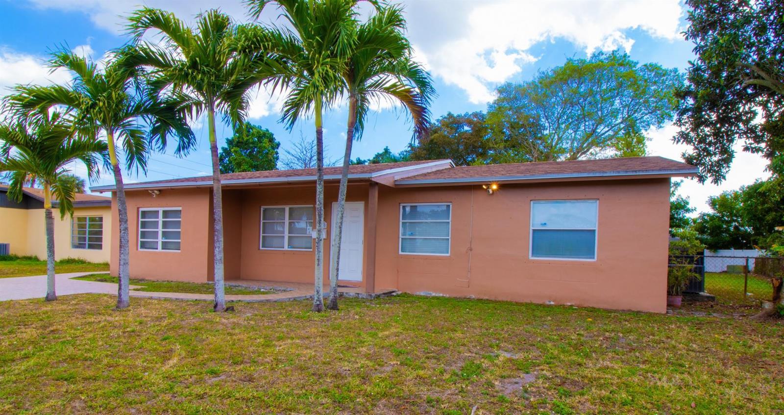 6860 Broadmoor, North Lauderdale FL 33068 photo 2
