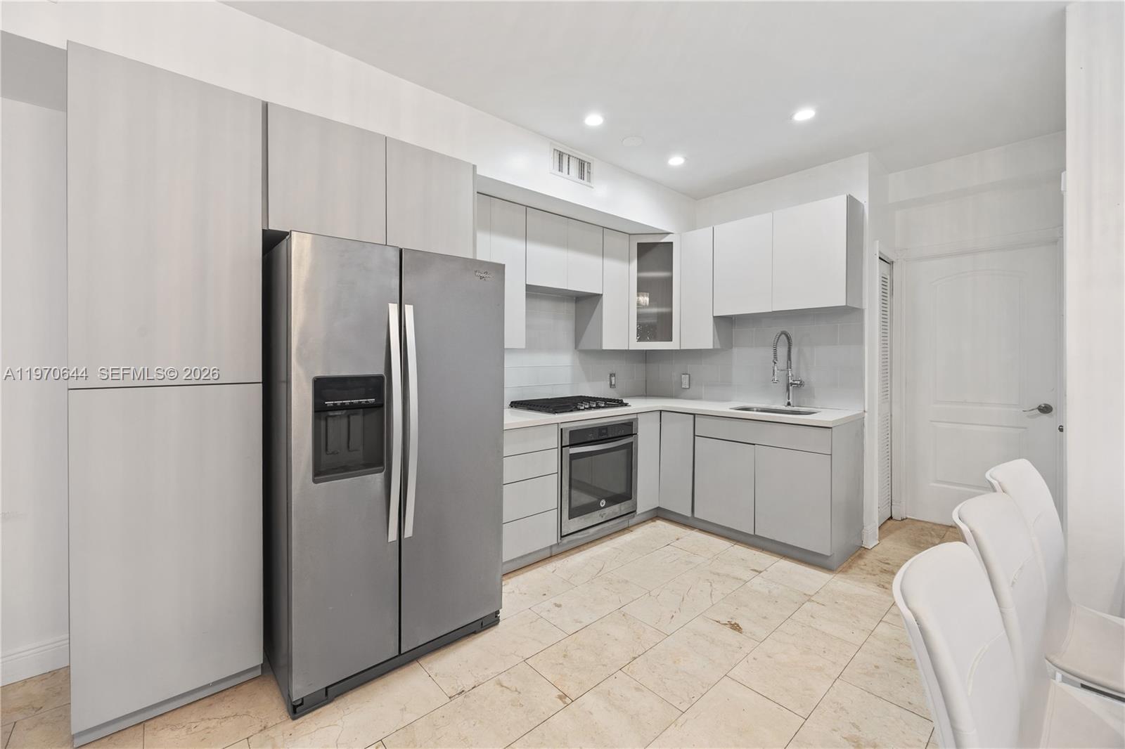 4215 Sheridan Ave # 3, Miami Beach FL 33140