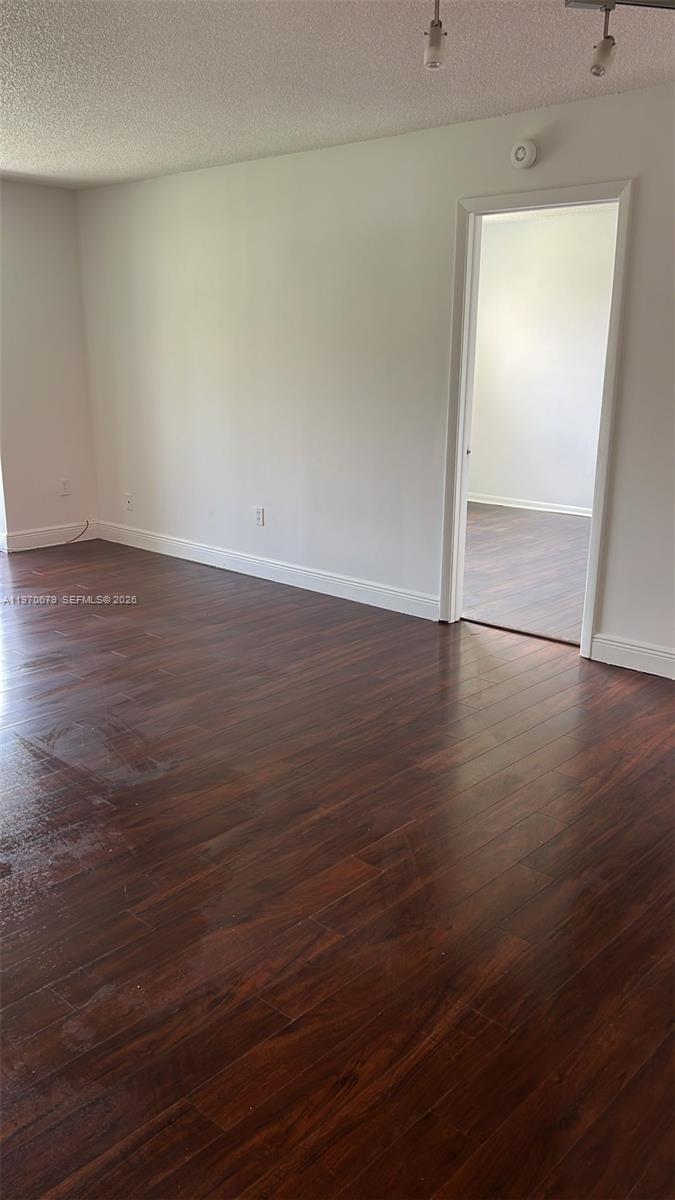 9808 Hammocks Blvd # 23, Miami FL 33196 photo 2