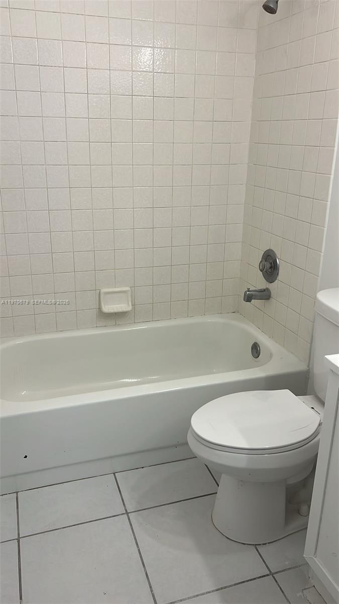 9808 Hammocks Blvd # 23, Miami FL 33196 photo 5