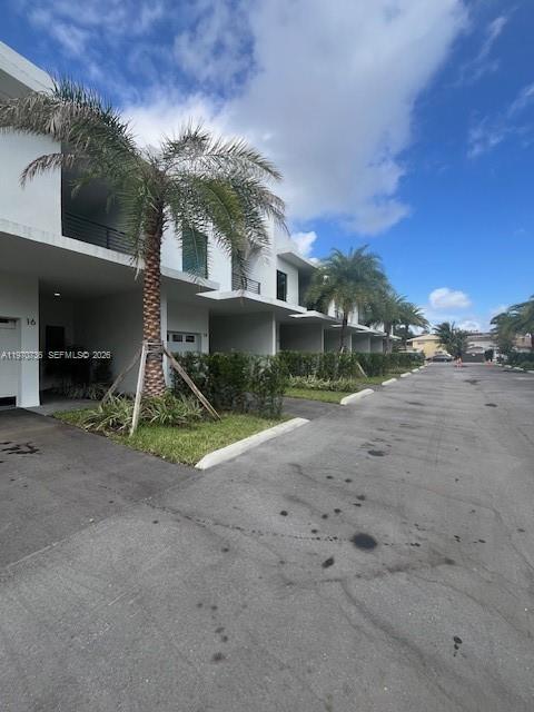 2526 Pierce St # 12, Hollywood FL 33020 photo 2