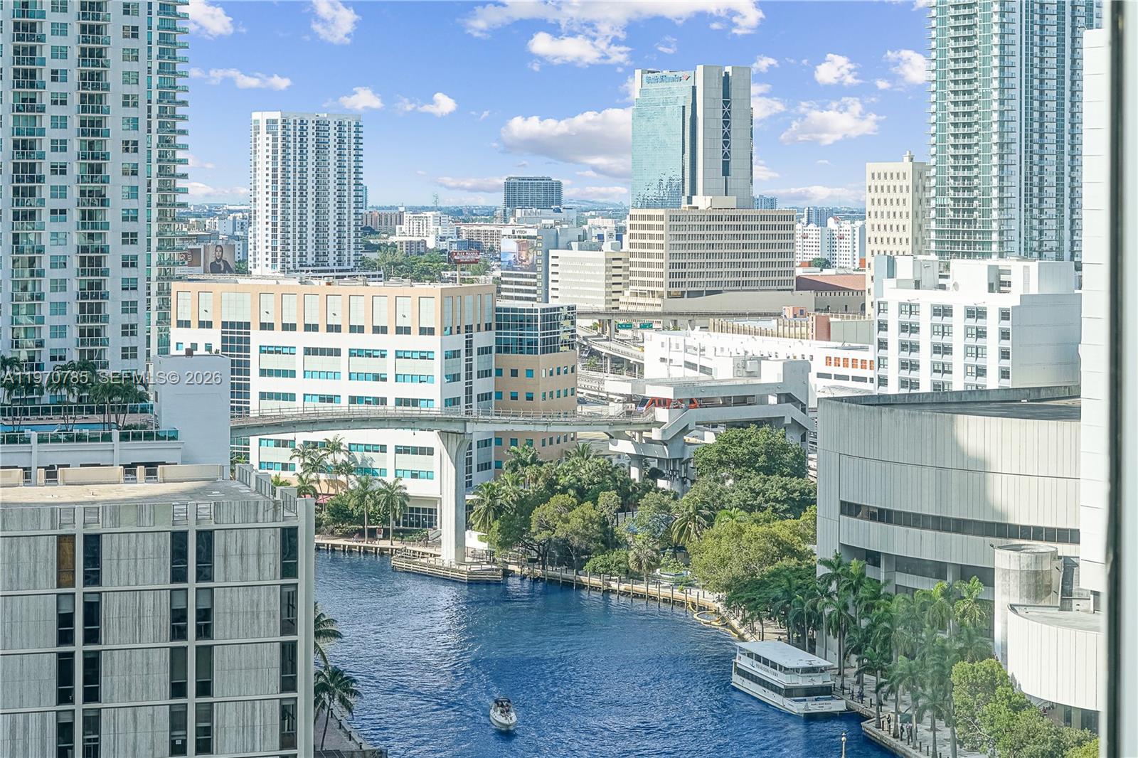 475 Brickell Ave # 1913, Miami FL 33131 photo 4