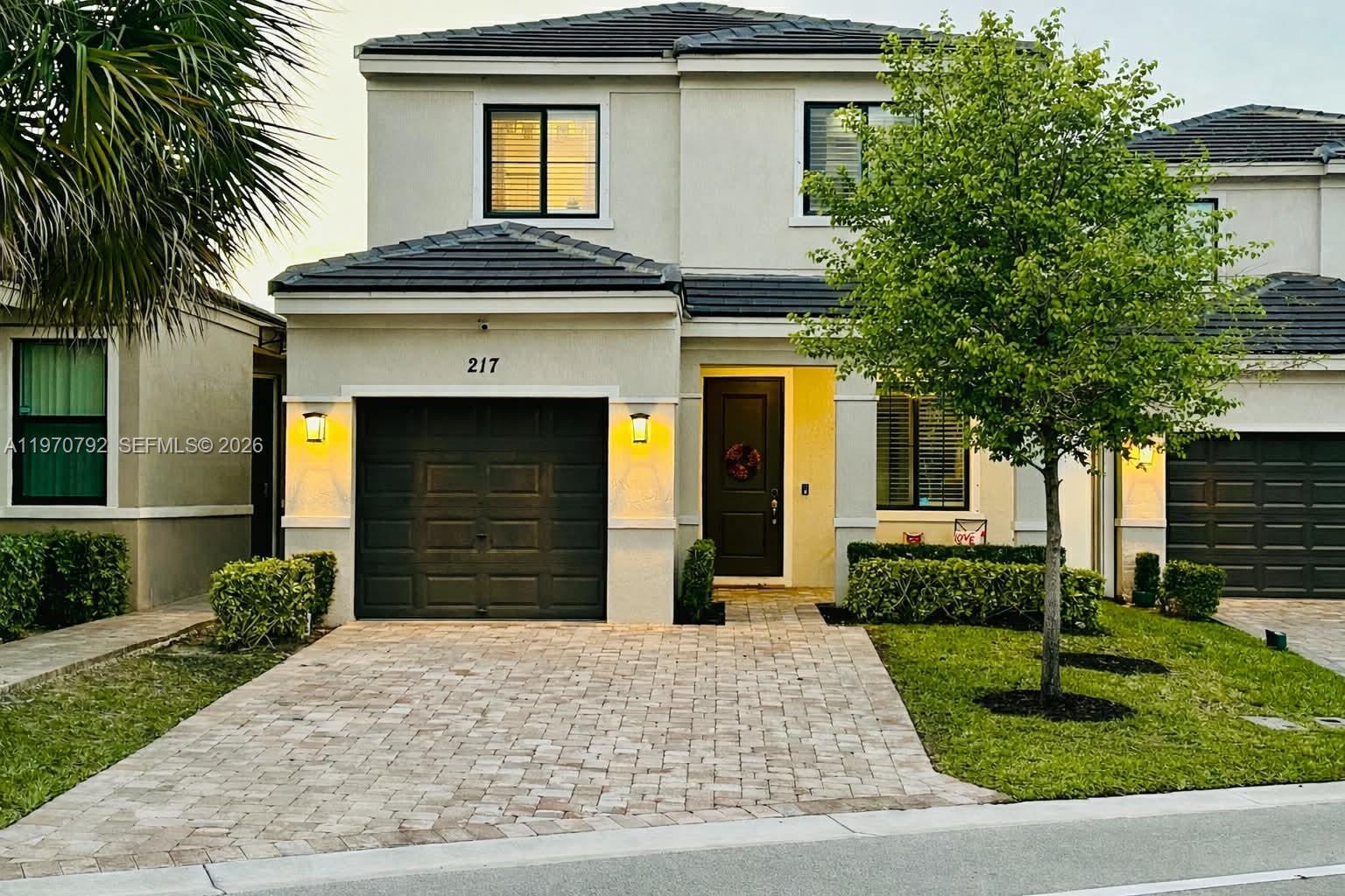 217 NW 36th Ave, Pompano Beach FL 33069 photo 2