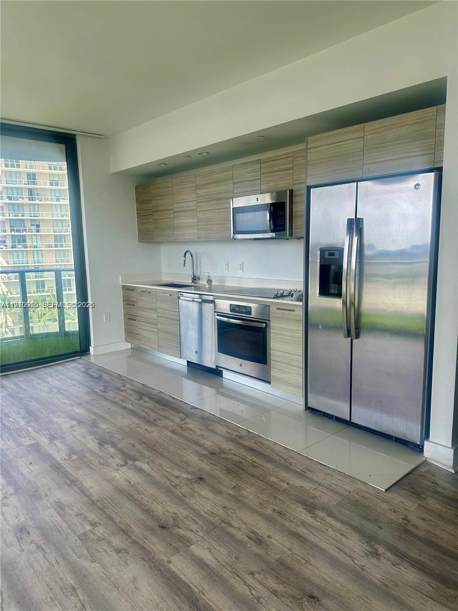 121 NE 34th St # 1416, Miami FL 33137 photo 5