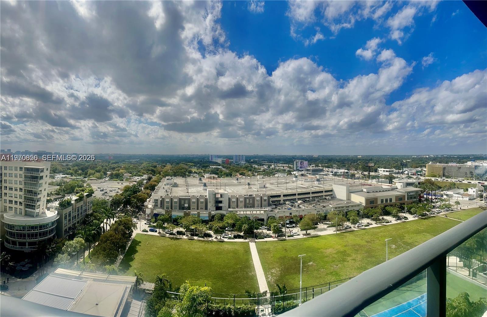 121 NE 34th St # 1416, Miami FL 33137 photo 4
