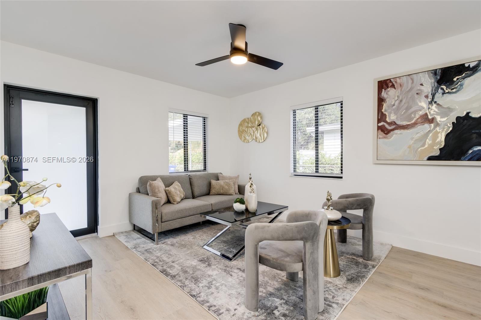 16049 NE 9th PL, North Miami Beach FL 33162 photo 3