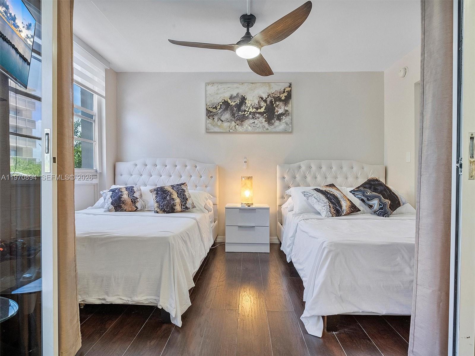 710 Washington Ave, Miami Beach FL 33139 photo 2
