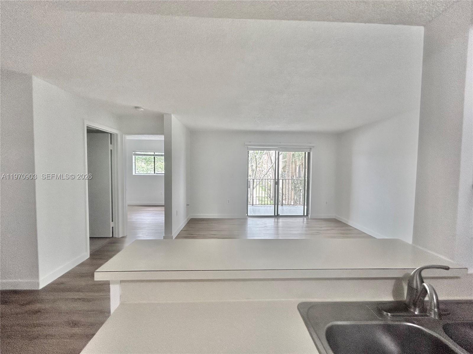 400 W Palm Cir W # 201, Pembroke Pines FL 33025 photo 5