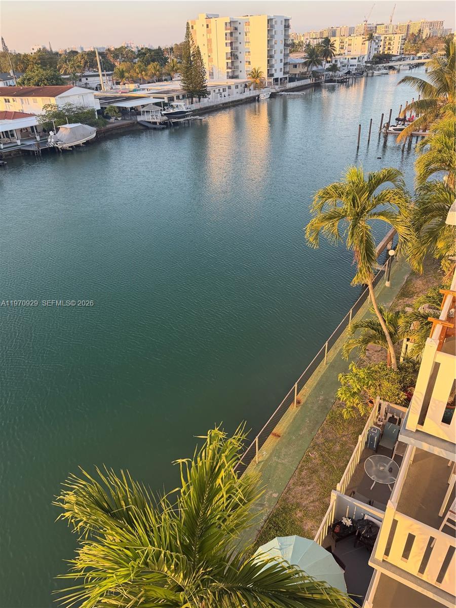 7900 Tatum Waterway Dr # 506, Miami Beach FL 33141 photo 2