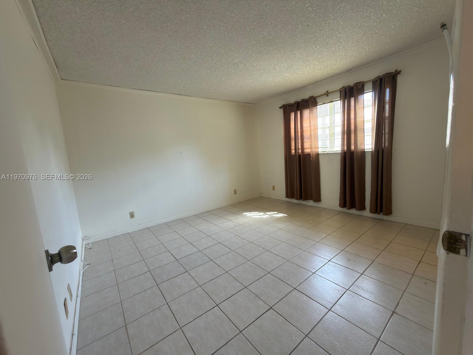 30 SE 4th Ave # 103, Hallandale Beach FL 33009 photo 3