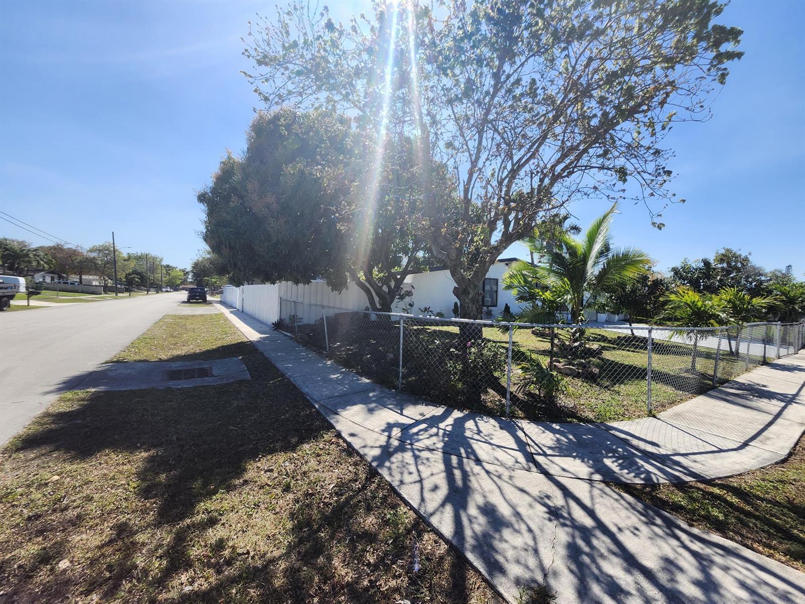 5500 SW Sw 37th Street Street, Davie FL 33314 photo 4
