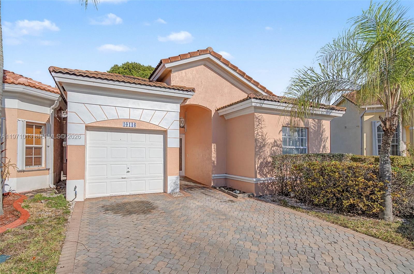 10116 SW 162nd Pl, Miami FL 33196