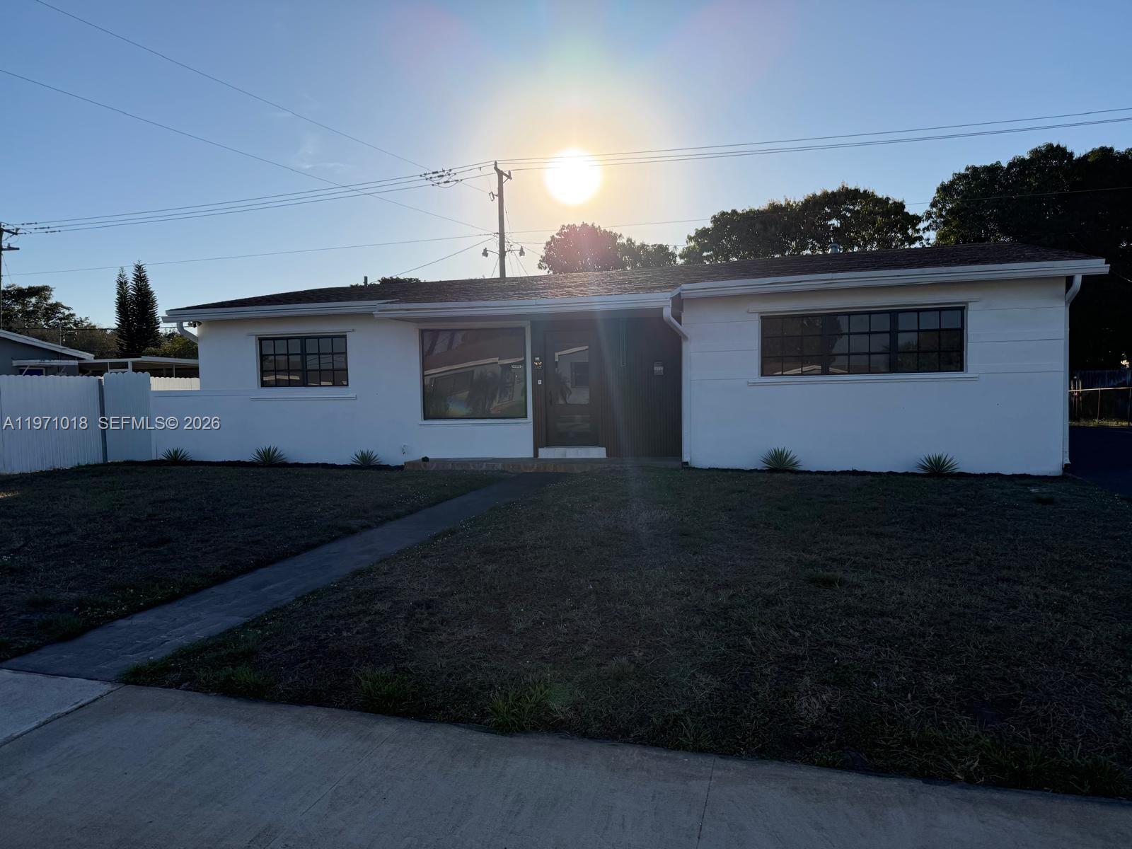 18712 NW 23rd Ct, Miami Gardens FL 33056 photo 4