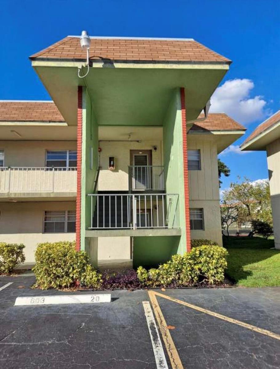 603 S State Road 7 # 2i, Margate FL 33068 photo 3