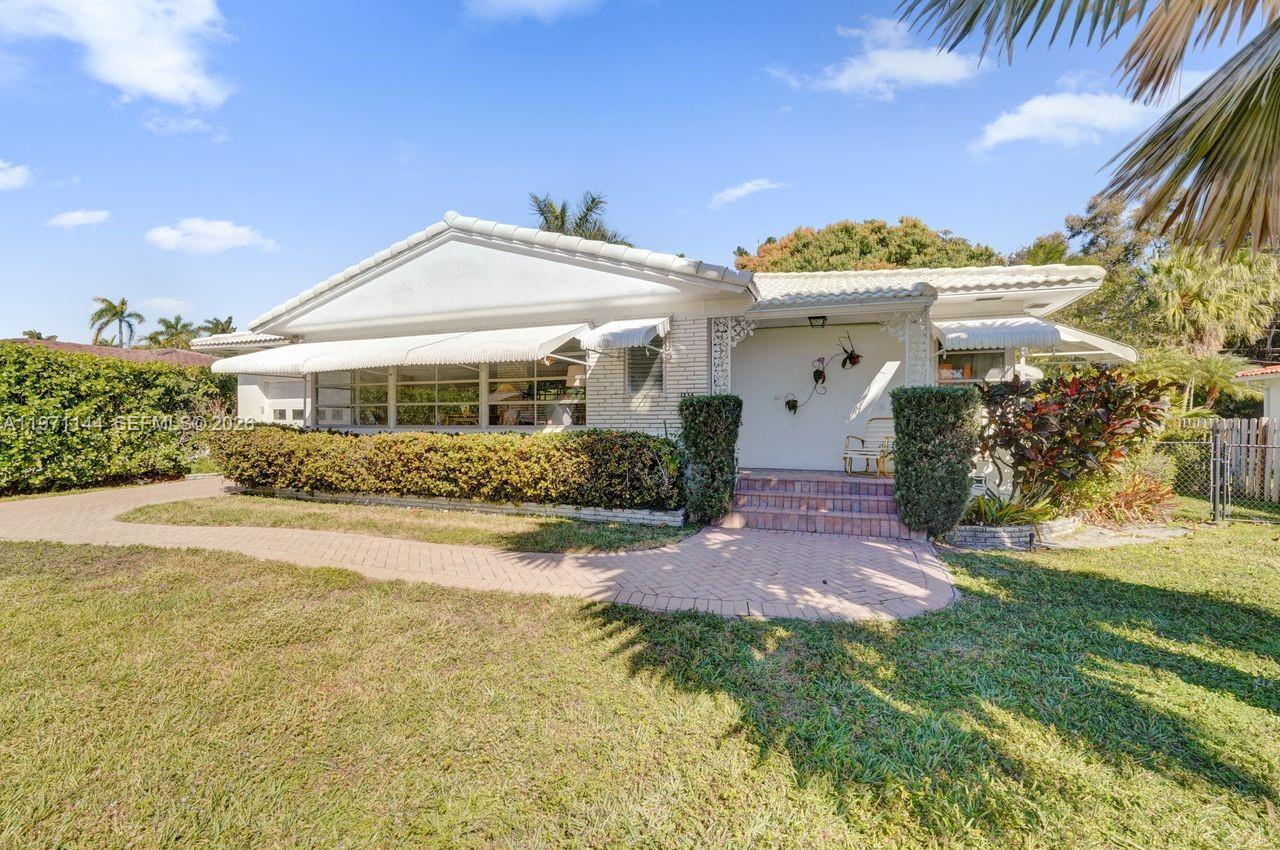 1235 Jefferson St, Hollywood FL 33019 photo 5
