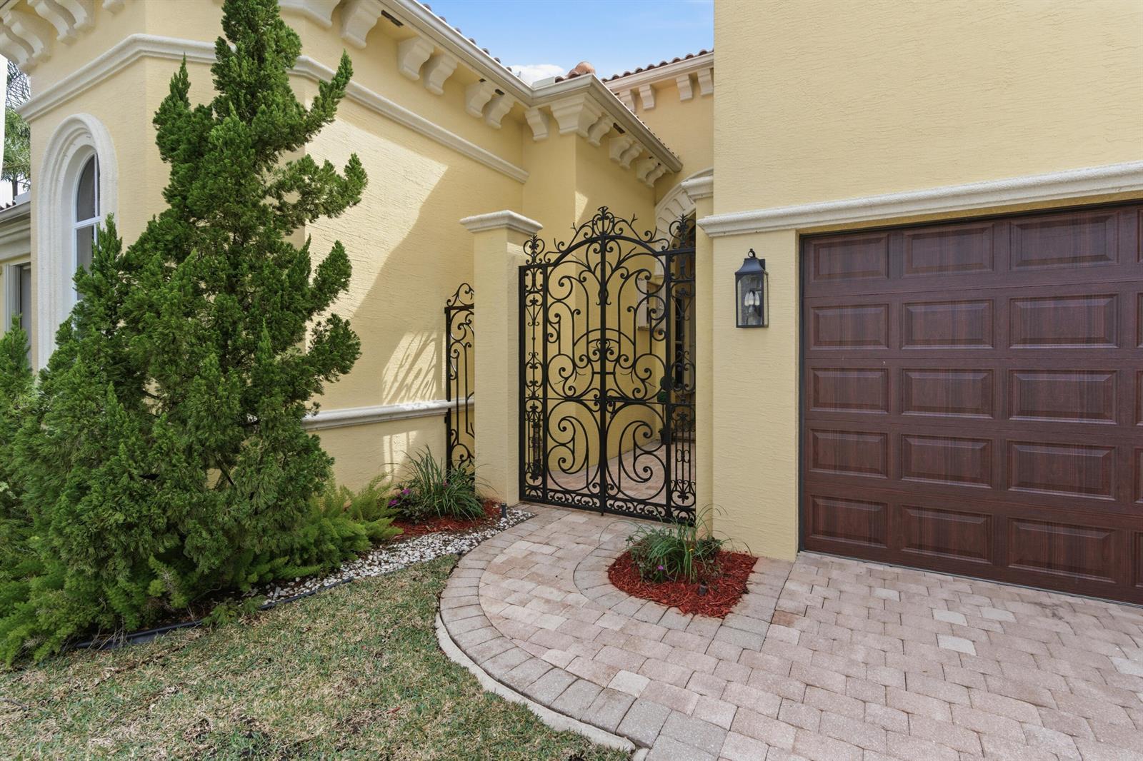 2200 Widener Terrace, Wellington FL 33414 photo 3