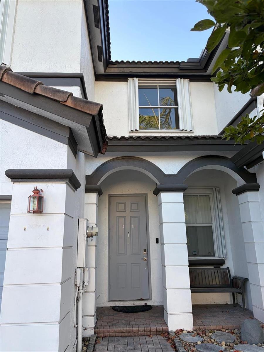 7848 NW 114th Path, Doral FL 33178 photo 2