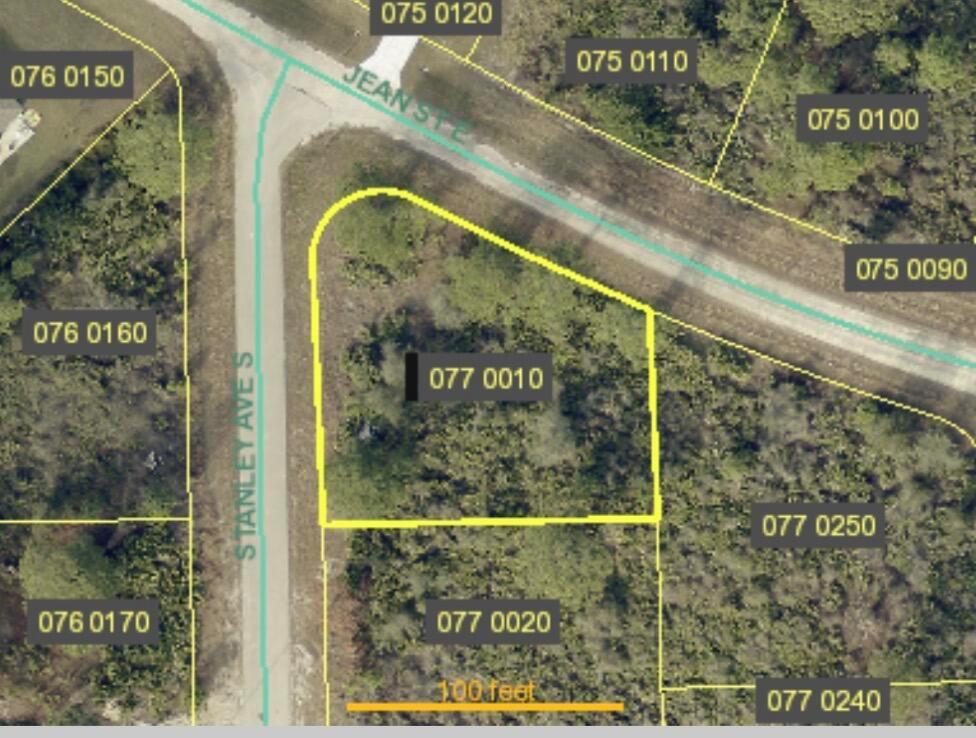 637 Stanley Ave S, Lehigh Acres FL 33974