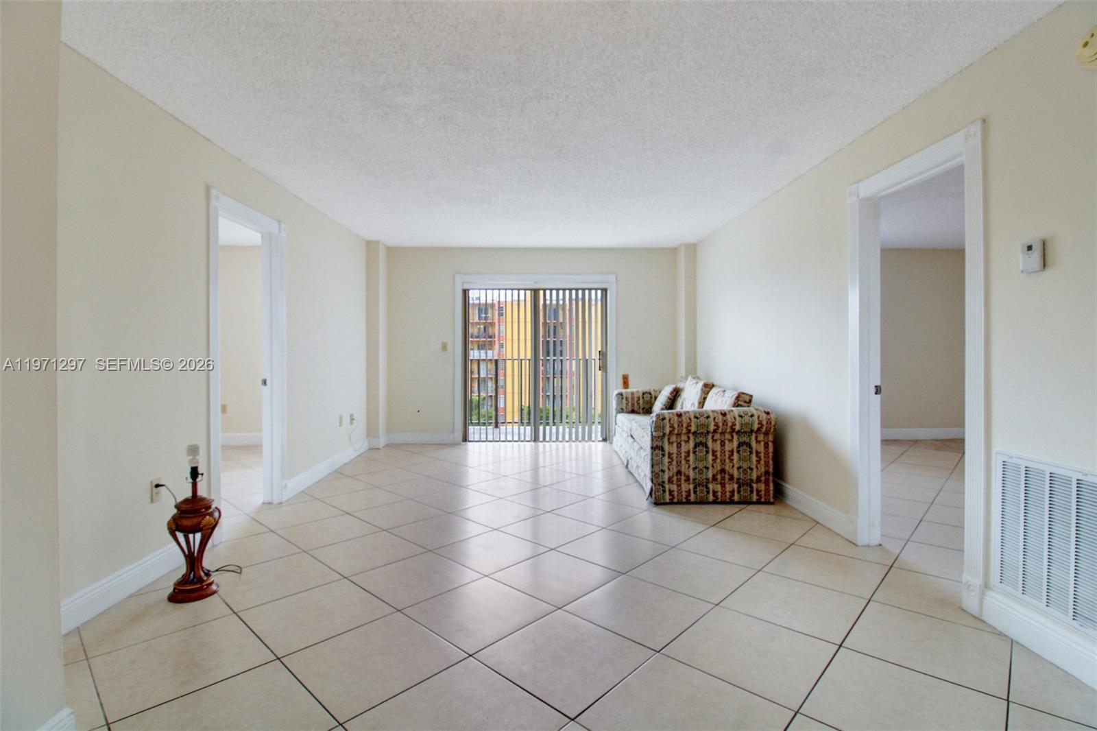 4717 NW 7th St # 10, Miami FL 33126 photo 4