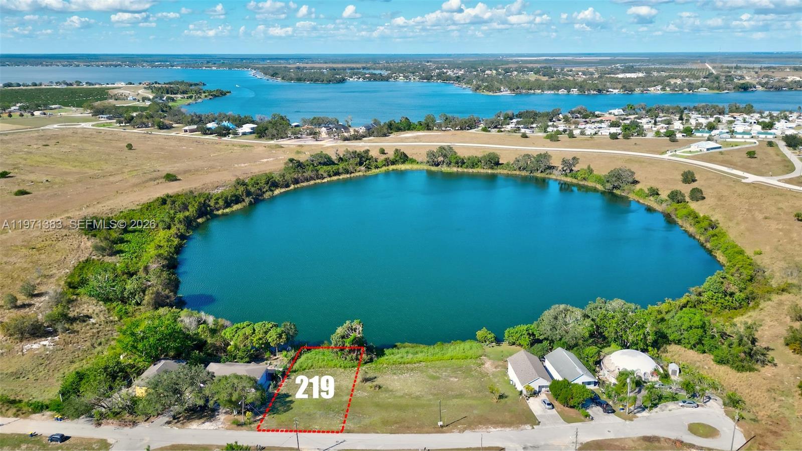 219 Rachard Blvd, Lake Placid FL 33852 photo 2