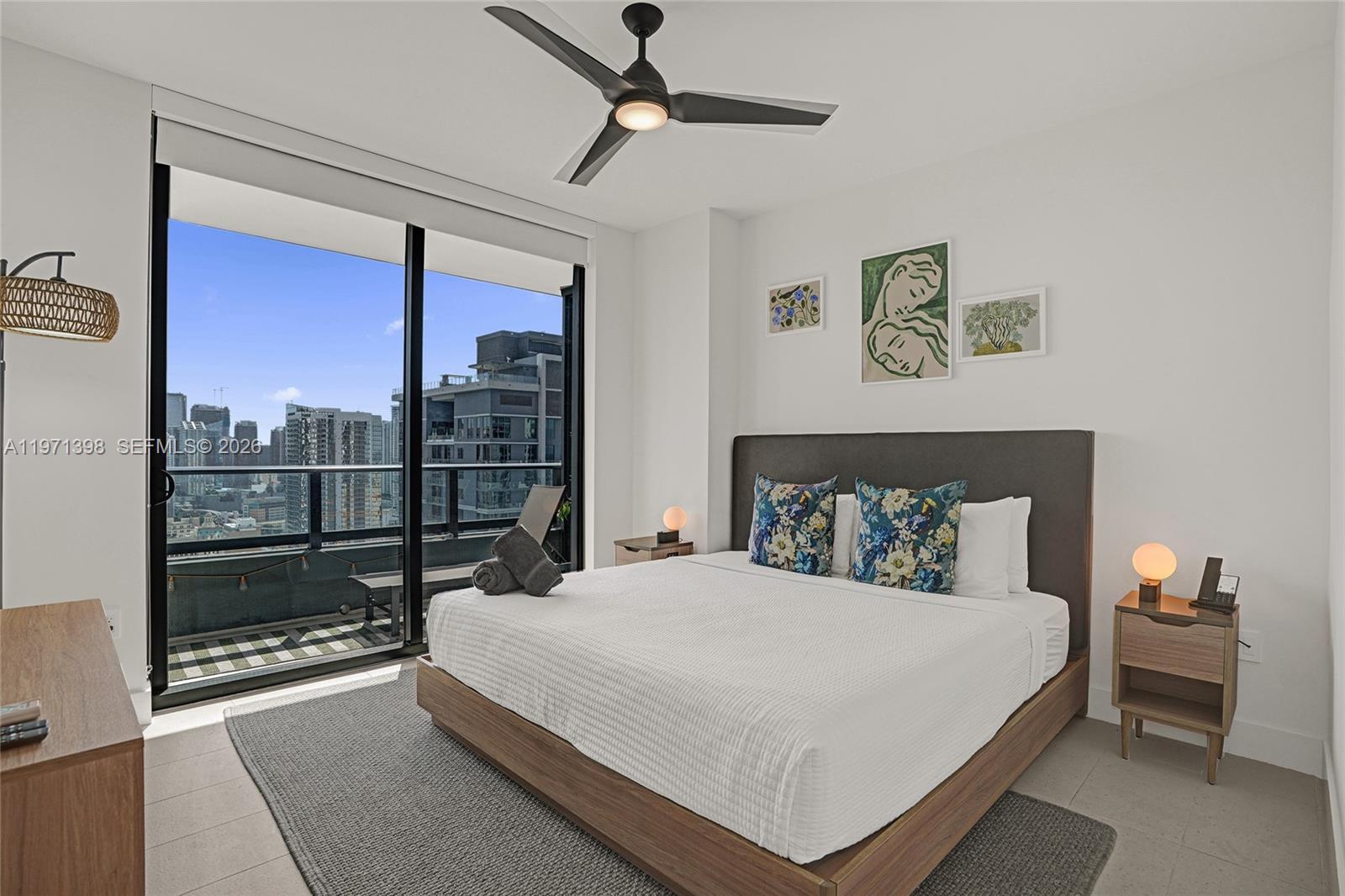 159 NE 6th St # 3214, Miami FL 33132 photo 3