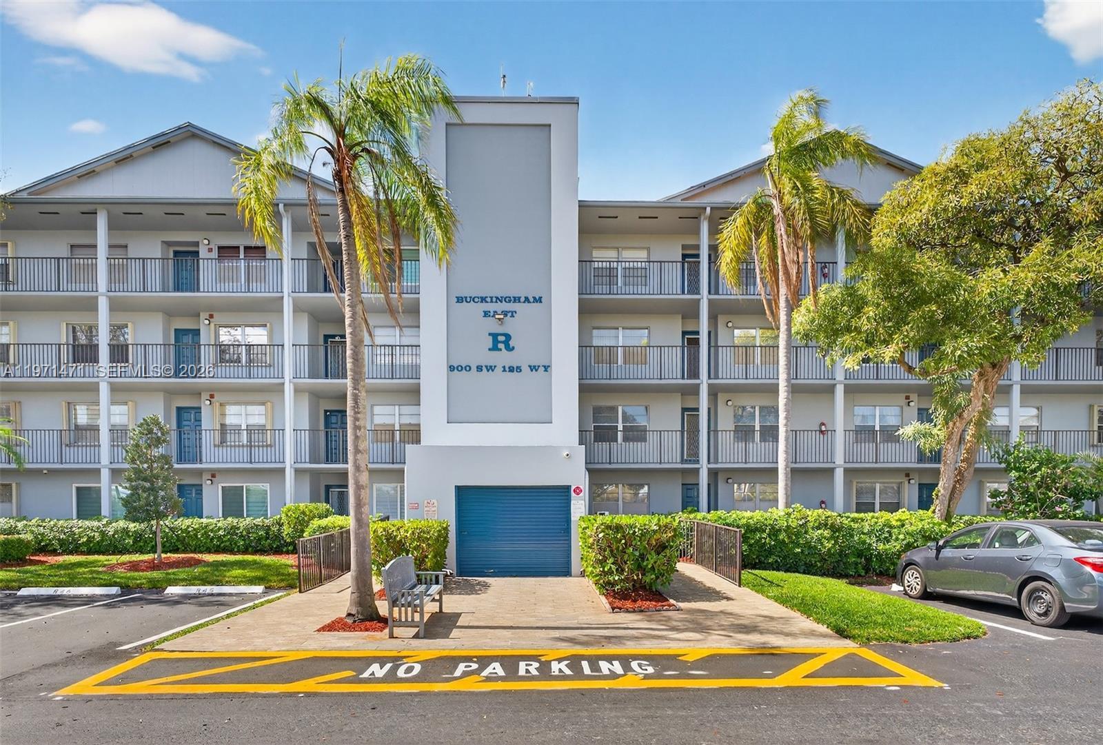 900 SW 125th Way # 409R, Pembroke Pines FL 33027