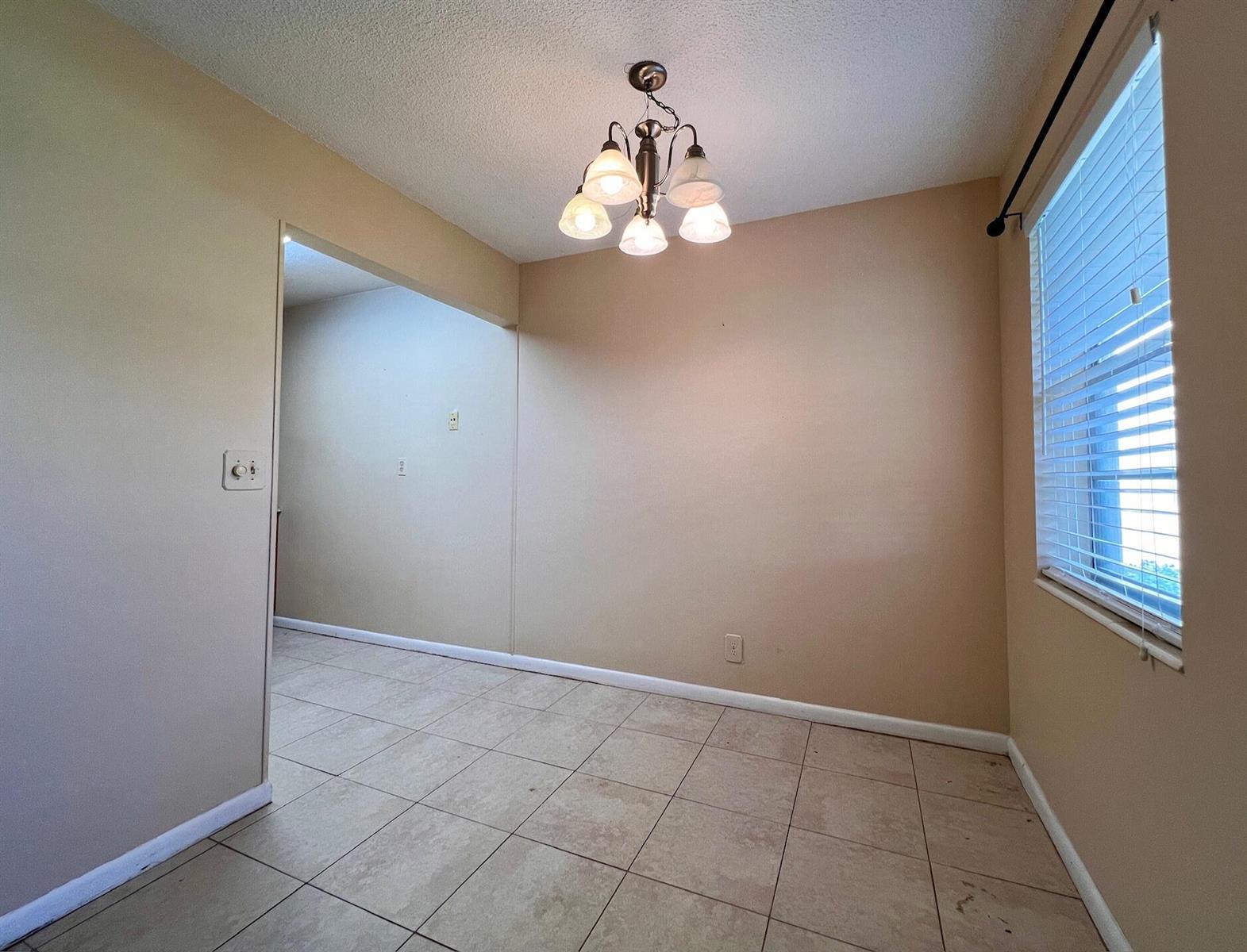 240 Bedford J, West Palm Beach FL 33417 photo 5
