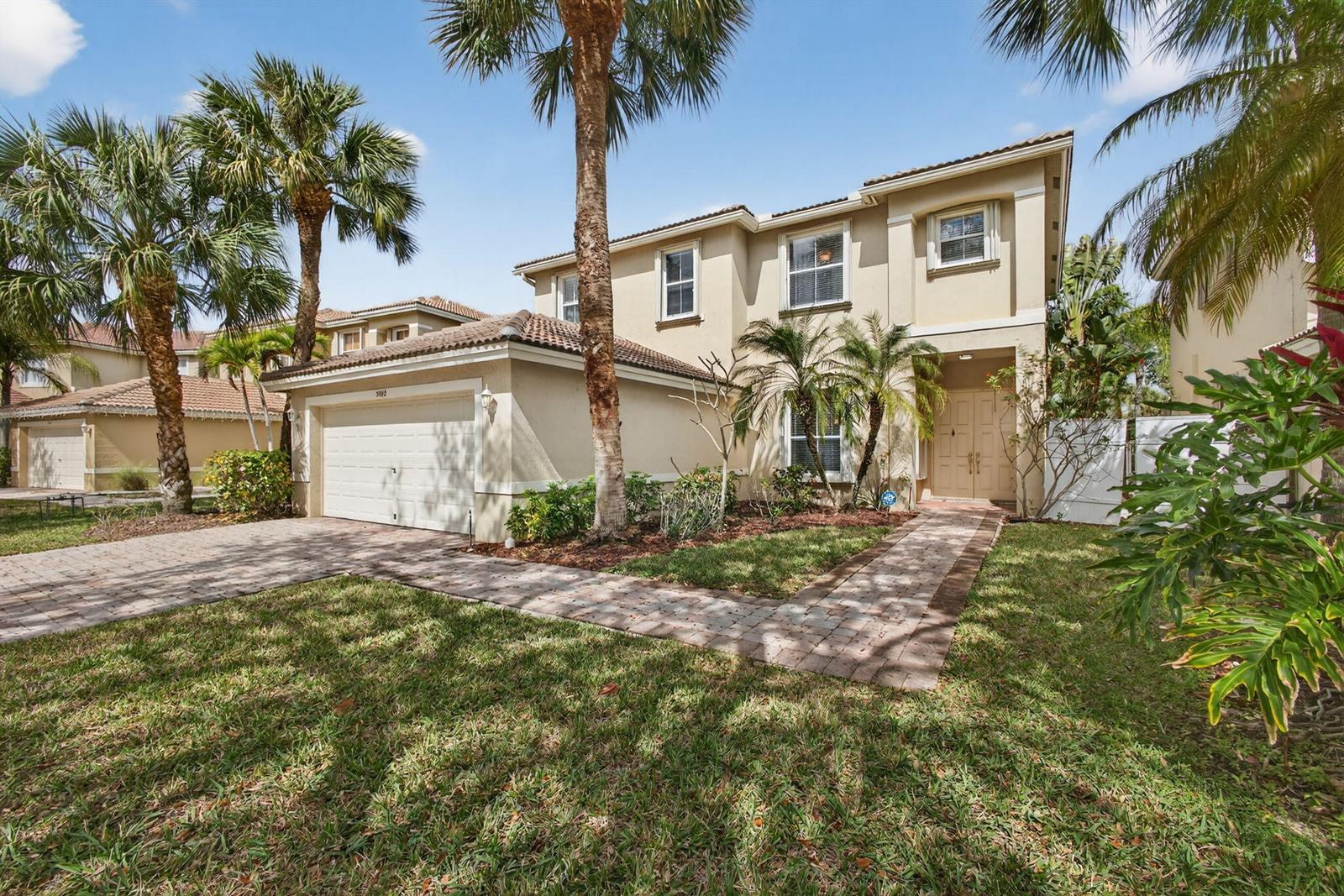 5002 Victoria Circle, West Palm Beach FL 33409 photo 2
