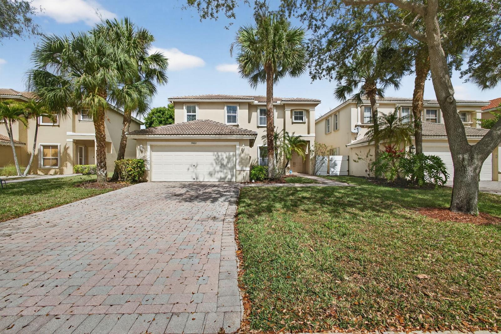5002 Victoria Circle, West Palm Beach FL 33409 photo 4