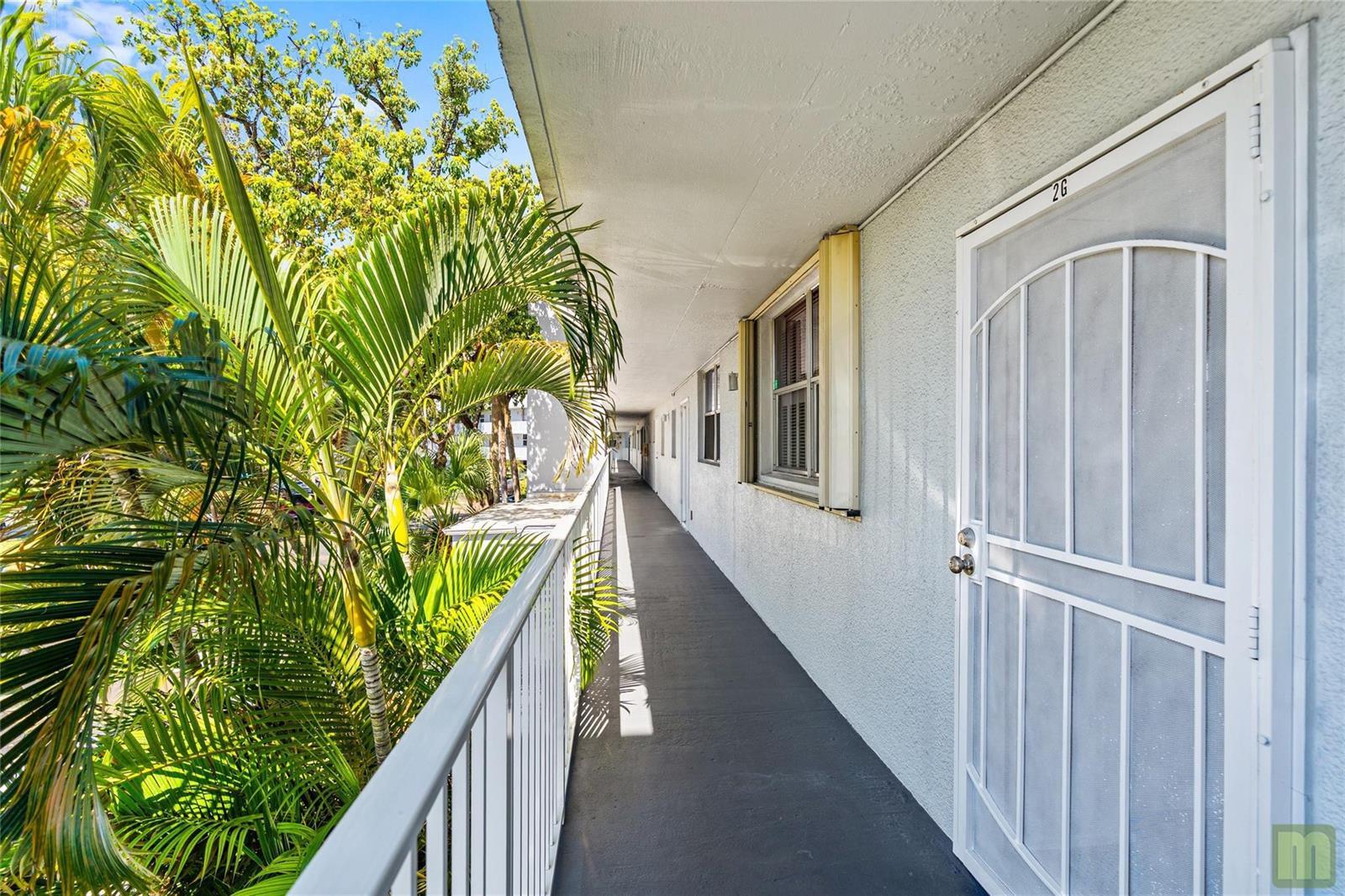 105 Royal Park Drive # 2g, Oakland Park FL 33309 photo 4