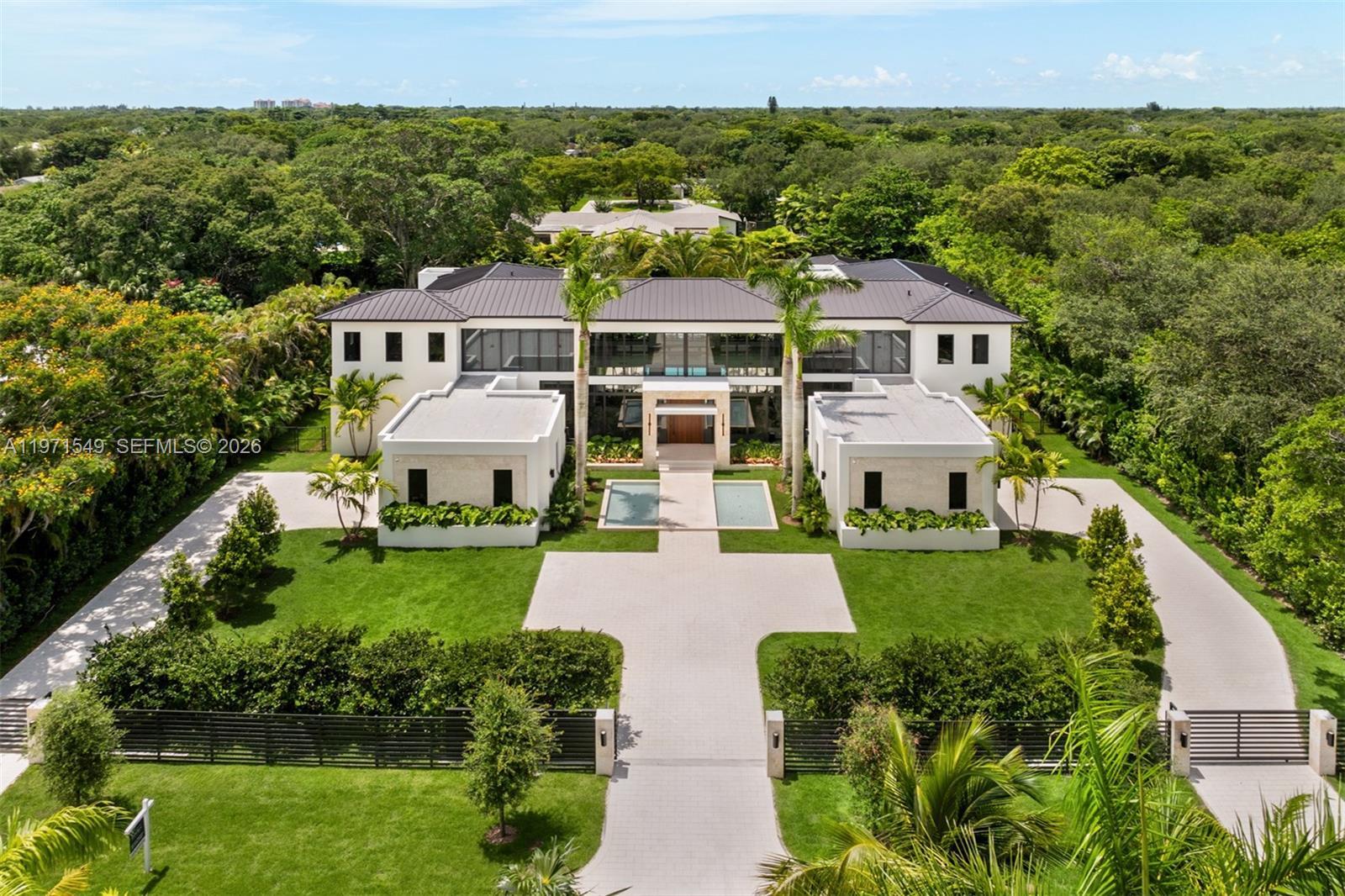 6730 SW 115th St, Pinecrest FL 33156