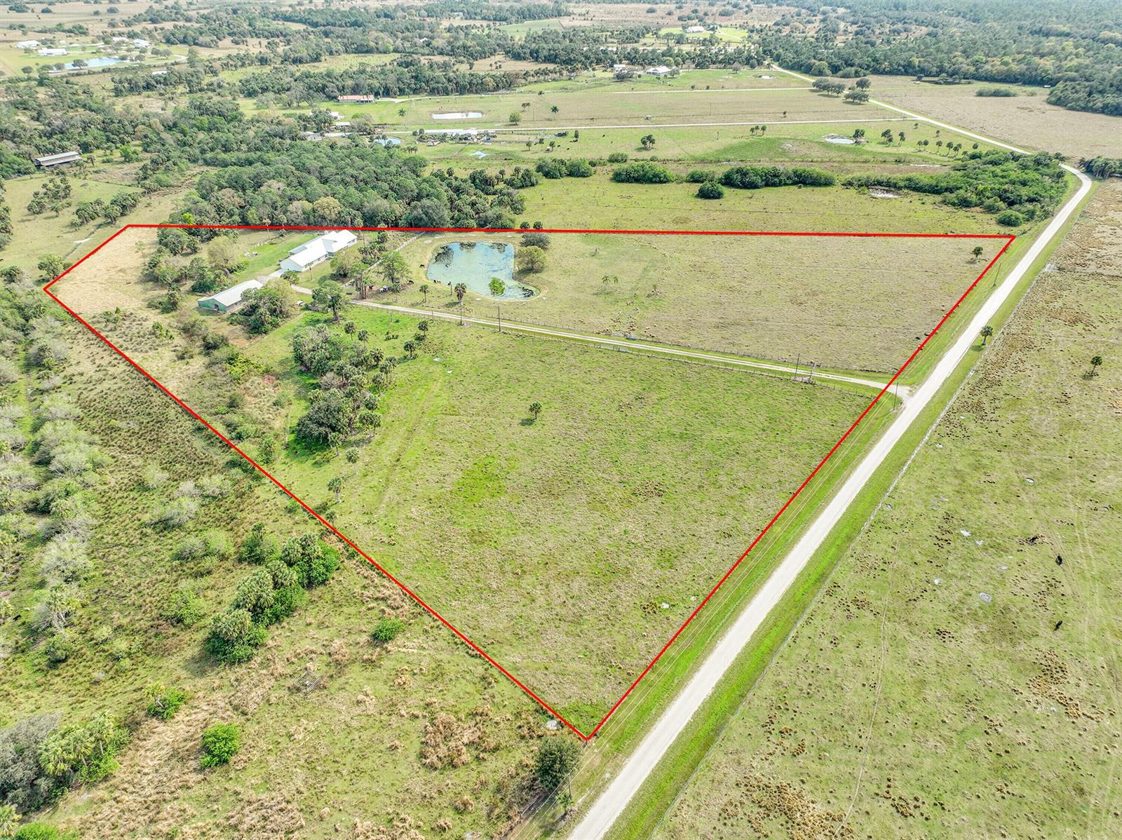 3901 Wild Turkey Trail Trail, Okeechobee FL 34974 photo 2