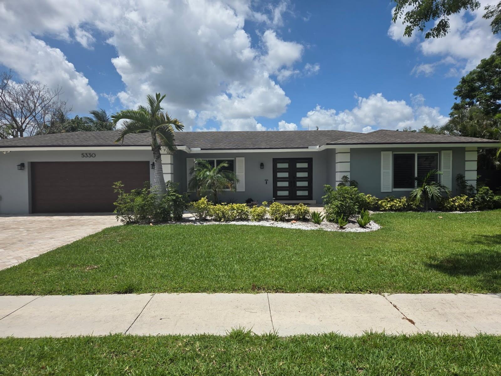 5330 SW 19th Street, Plantation FL 33317