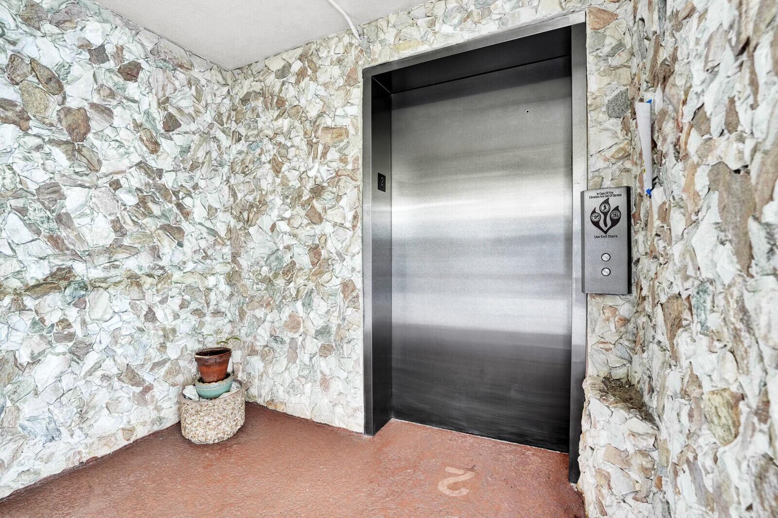 2102 Lucaya Bend # F2, Coconut Creek FL 33066 photo 2