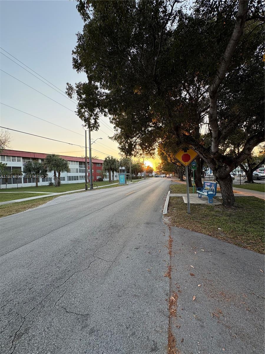1401 NE 191st St # D204, Miami FL 33179 photo 3