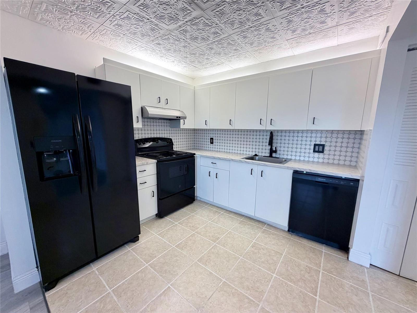 801 SW 133rd Terrace # K, Pembroke Pines FL 33027 photo 2